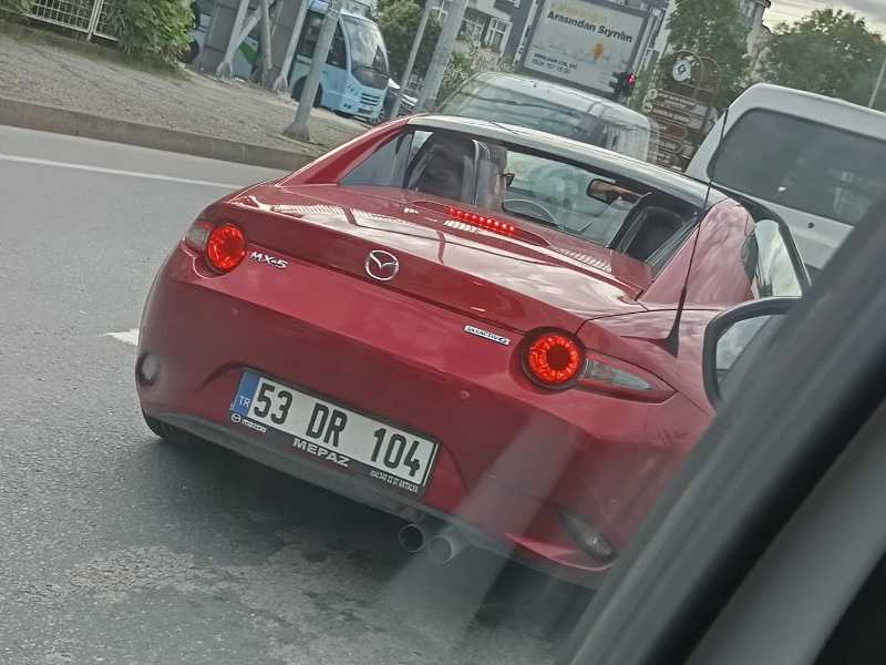 Mazda MX-5 spotted in Rize