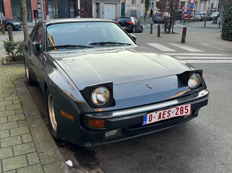 Porsche 924 spotted in Brussels