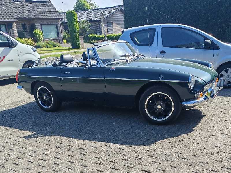 MG B spotted in Antwerp