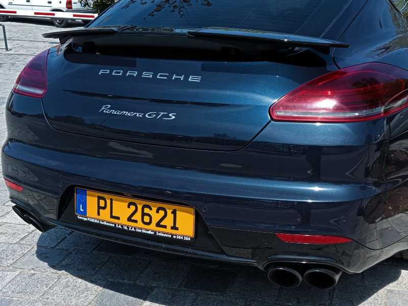 Porsche Panamera GTS spotted in Braga
