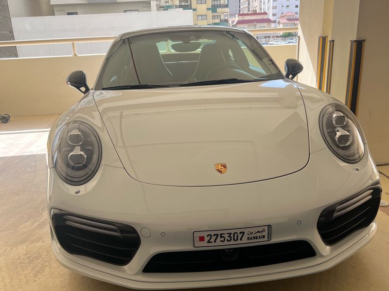 Porsche 911 spotted in Madīnat Ḩamad