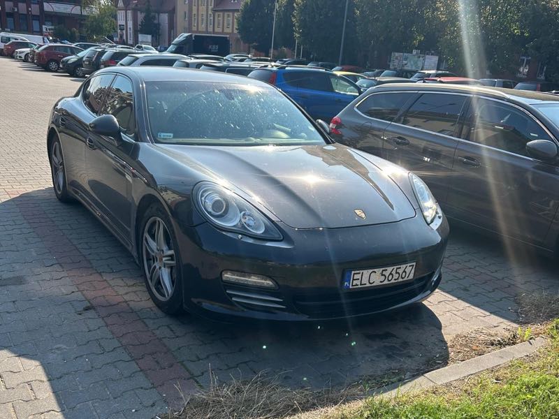 Porsche Panamera (2012) spotted in Grudziądz, Poland