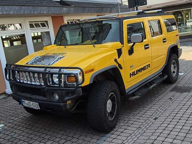 Hummer H2 spotted in Marburg an der Lahn