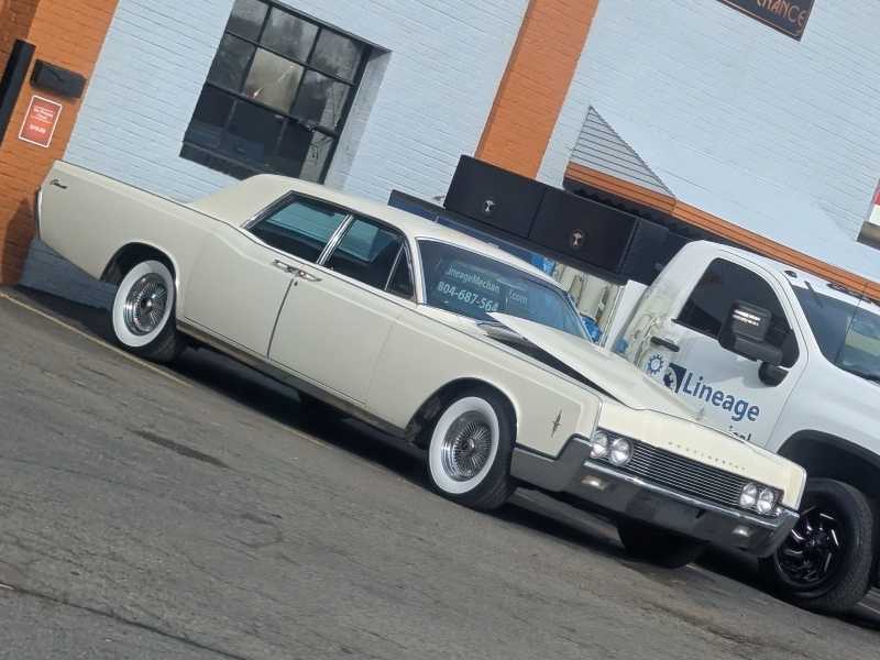 Lincoln Continental spotted in Richmond