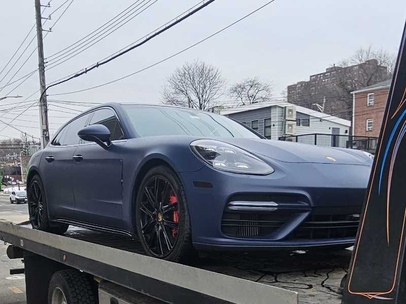 Porsche Panamera spotted in Yonkers
