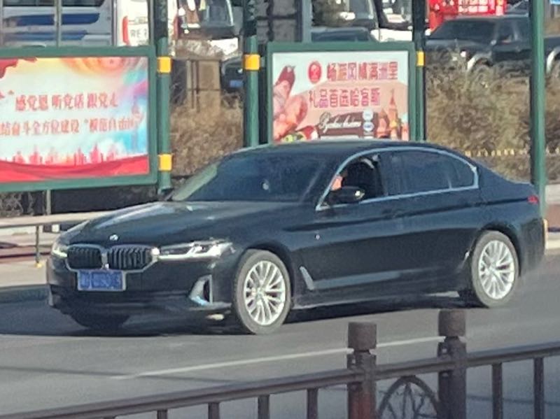 BMW 5 Series spotted in Manzhouli