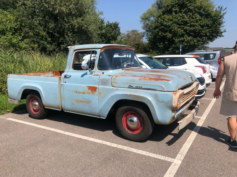 Ford F-100 spotted in Zürich