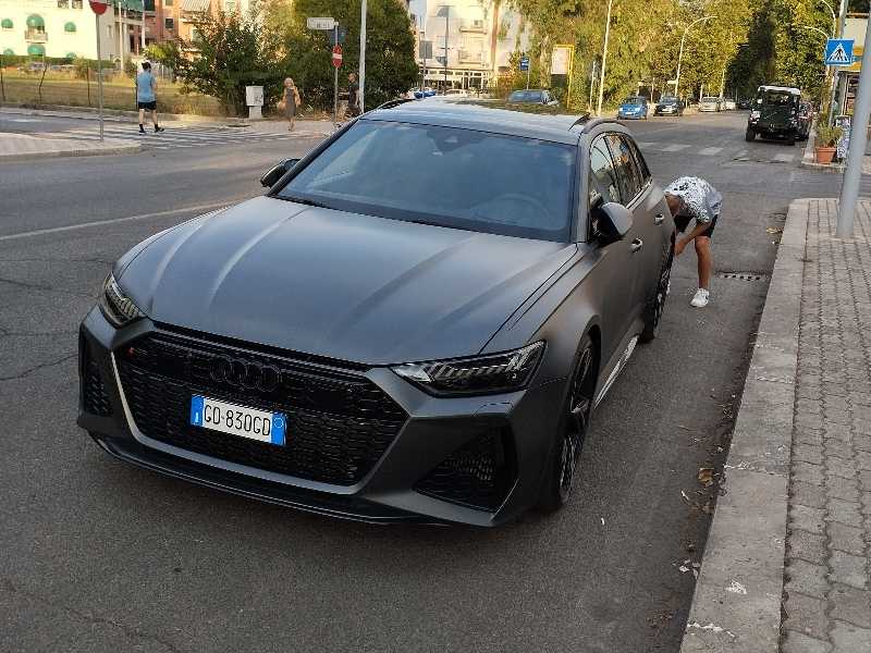 Audi RS6 Avant spotted in Latina