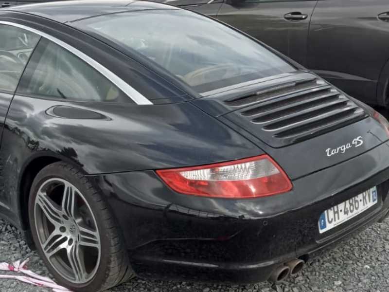Porsche 911 Targa 4S spotted in Le Mans