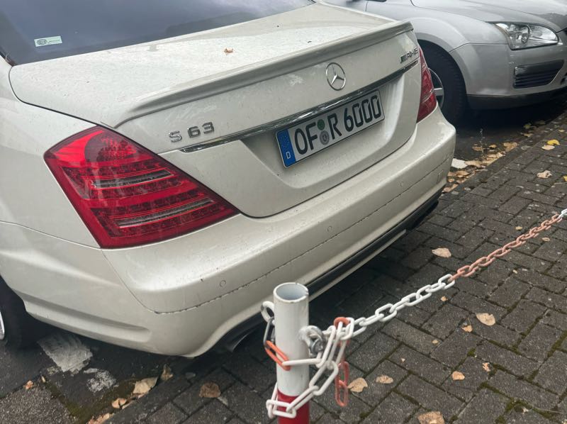 Mercedes-Benz S 63 AMG spotted in Frankfurt am Main