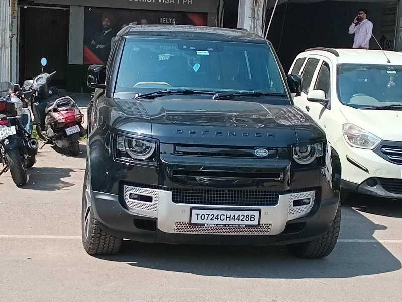 Land Rover Defender spotted in Chandigarh