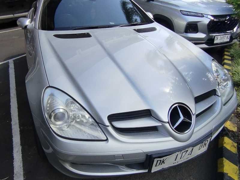 Mercedes-Benz SLK spotted in Denpasar