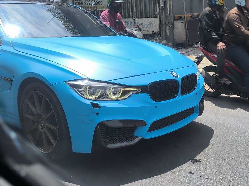 BMW M4 (2015) spotted in Jakarta, Indonesia