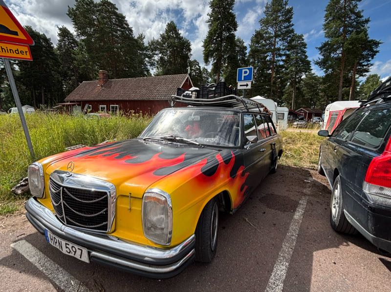 Mercedes-Benz W114/W115 spotted in Rättvik