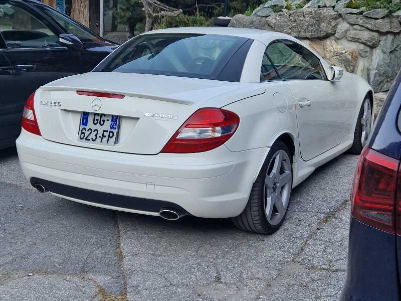 Mercedes-Benz SLK 350 spotted in Sierre