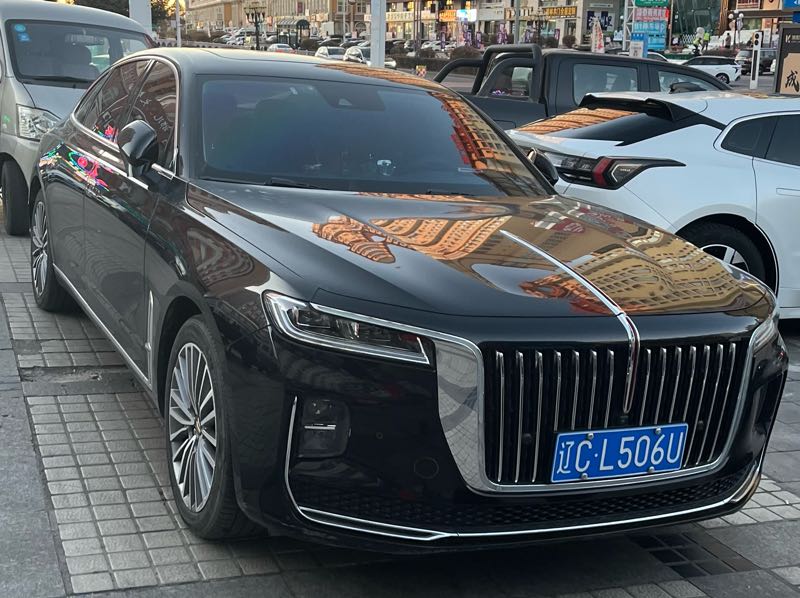 Hongqi H9 spotted in Manzhouli
