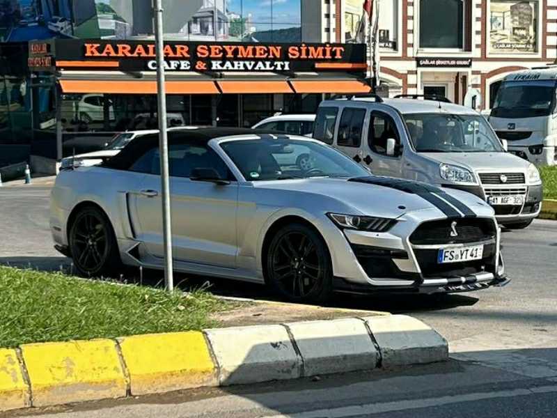 Ford Mustang Shelby GT500 spotted in İzmit