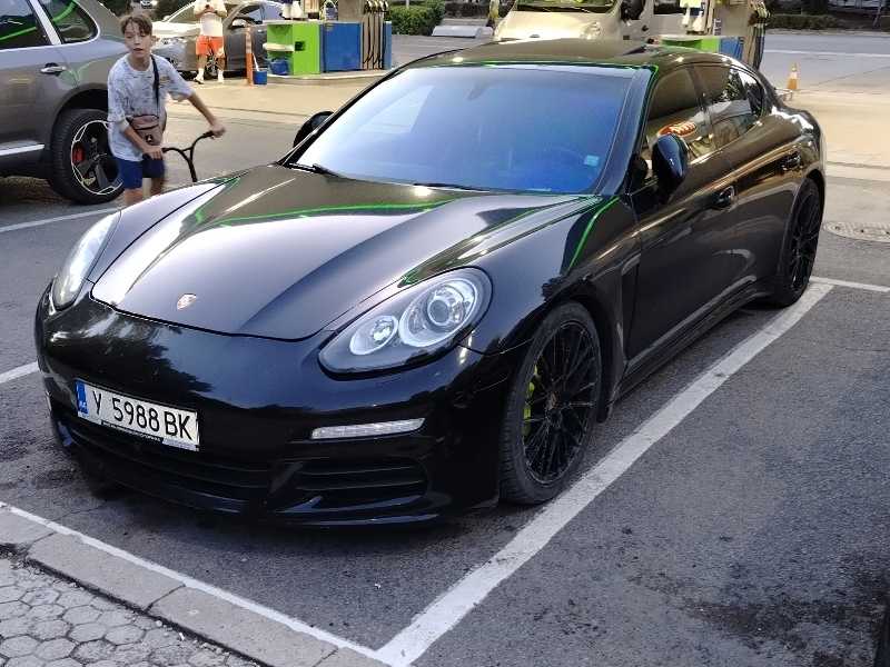 Porsche Panamera spotted in Yambol