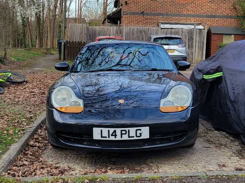 Porsche 911 spotted in Woking