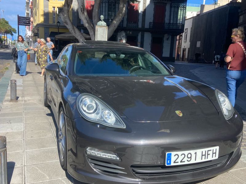 Porsche Panamera spotted in Las Palmas de Gran Canaria