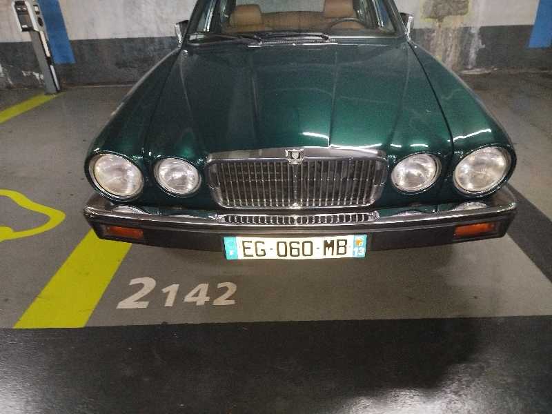 Jaguar XJ6 (1988) spotted in Marseille, France