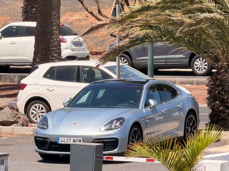 Porsche Panamera spotted in Arrecife
