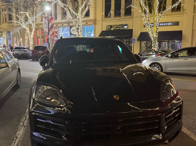 Porsche Cayenne spotted in Columbus
