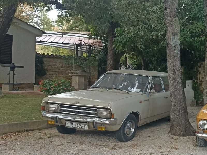 Datsun 1200 spotted in Tušilović