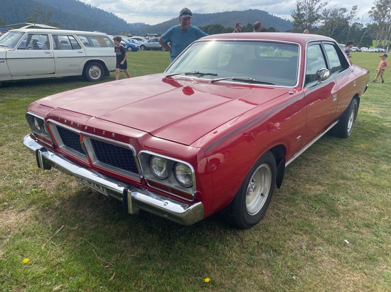 Chrysler Valiant spotted in Hobart