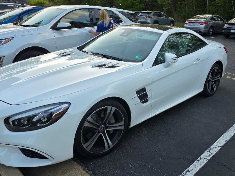 Mercedes-Benz SL-Class (2017) spotted in Richmond, United States