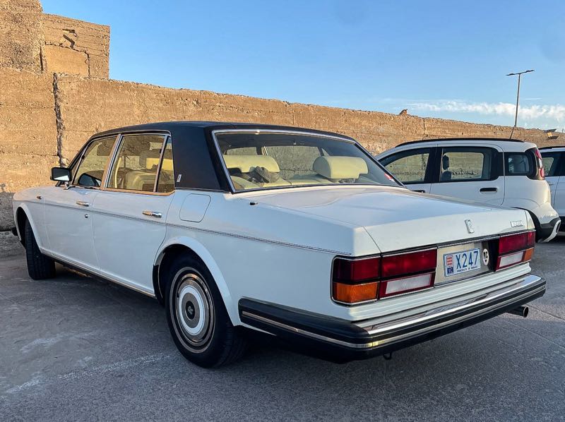 Rolls-Royce Silver Spur spotted in Rethymno