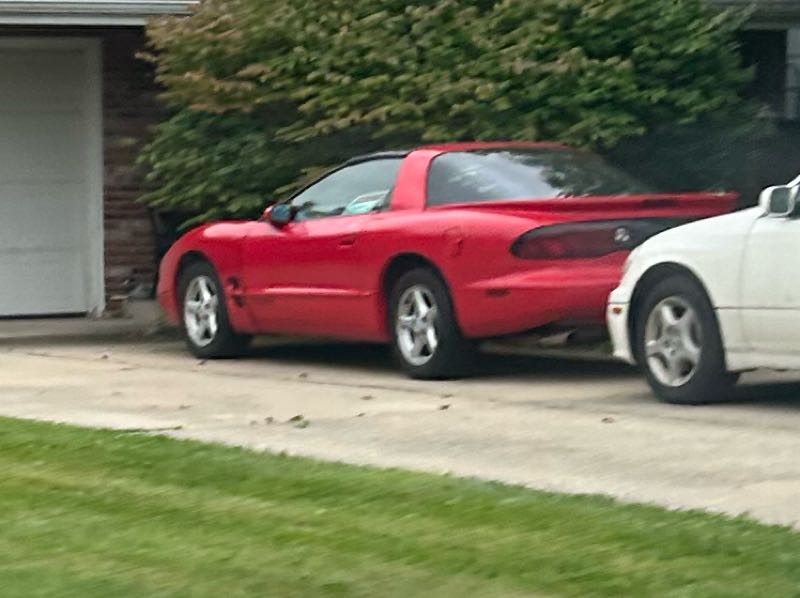Pontiac Firebird spotted in Oswego