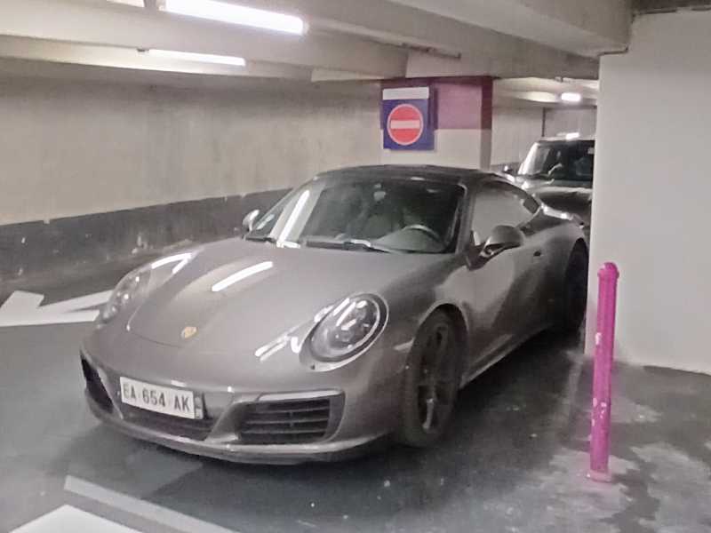 Porsche 911 (2016) spotted in Toulouse, France