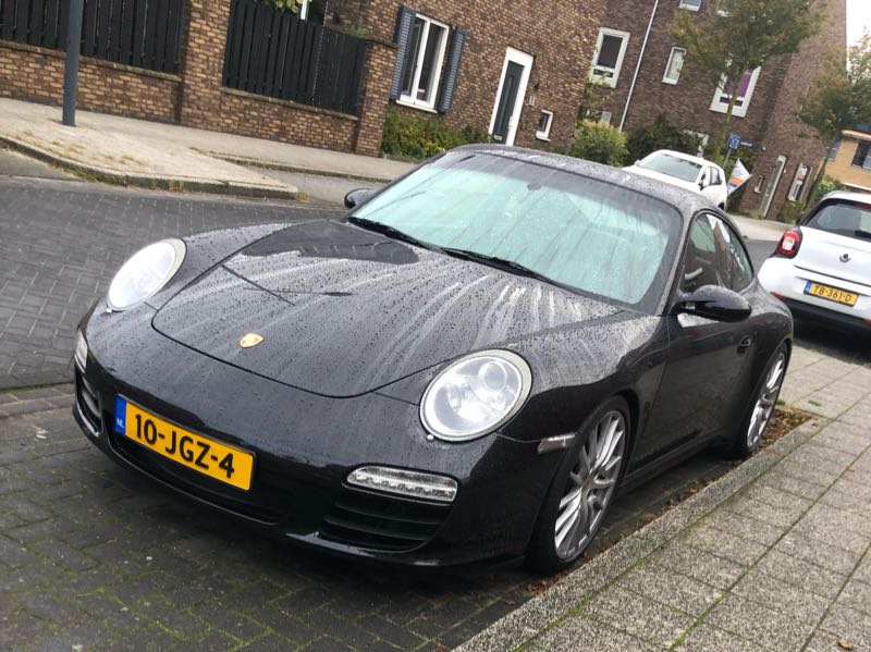 Porsche 911 spotted in Zaanstad