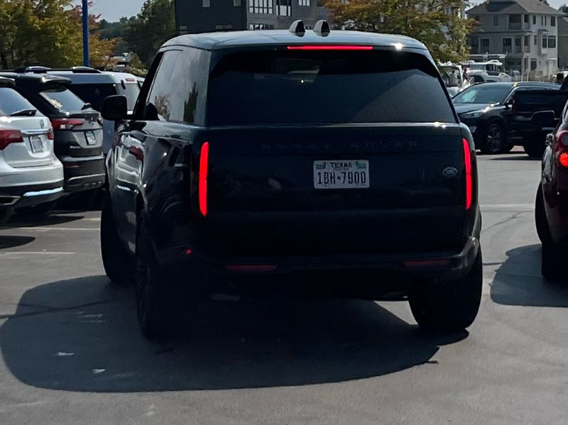 Land Rover Range Rover spotted in New Buffalo