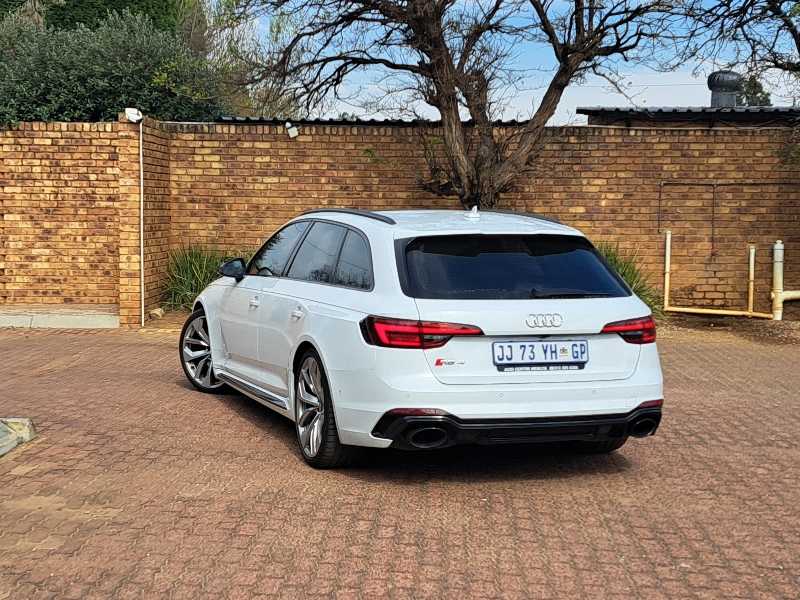 Audi RS4 Avant (2018) spotted in Ekangala, South Africa