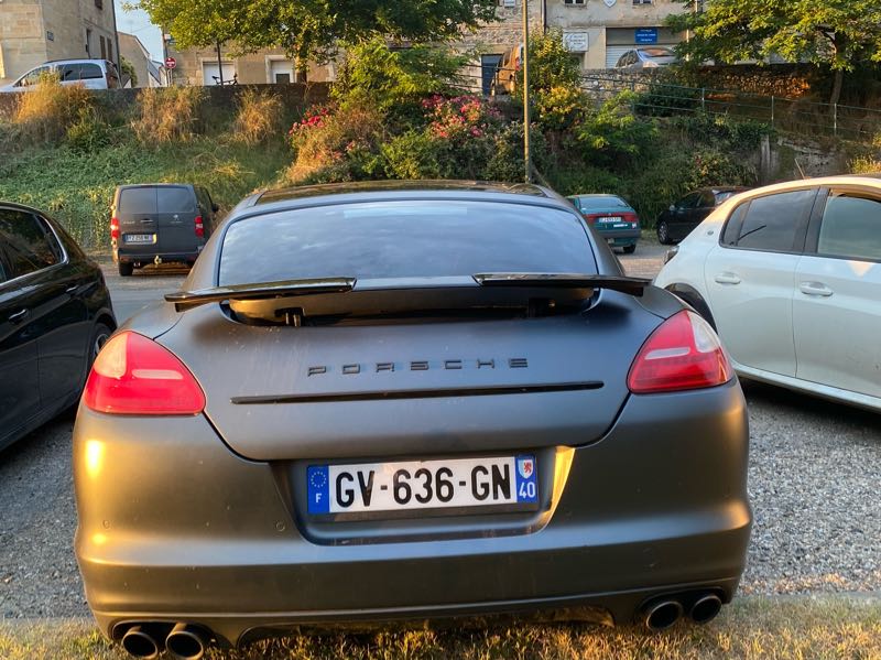 Porsche Cayman spotted in Marmande