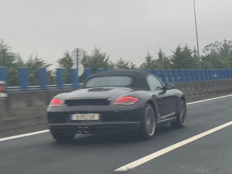 Porsche Cayman spotted in Viana do Castelo