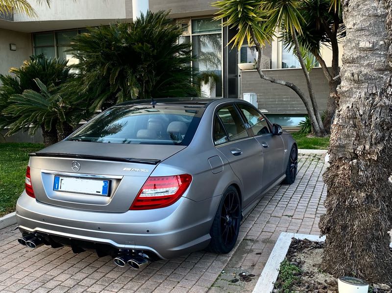 Mercedes-Benz C63 AMG spotted in Lamezia Terme