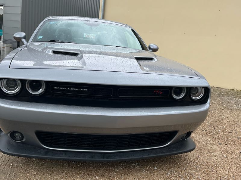Dodge Challenger spotted in Chambéry