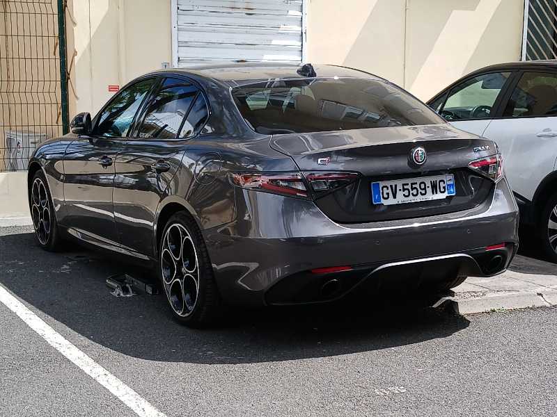 Alfa Romeo Giulia spotted in Saint-Paul