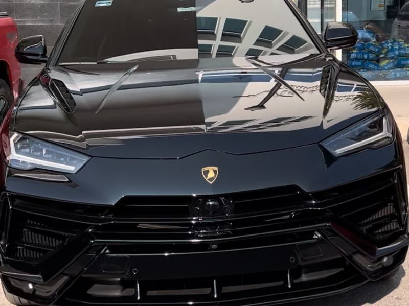 Lamborghini Urus spotted in Chihuahua