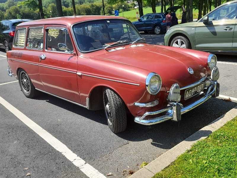 Volkswagen Type 3 spotted in Châteauroux