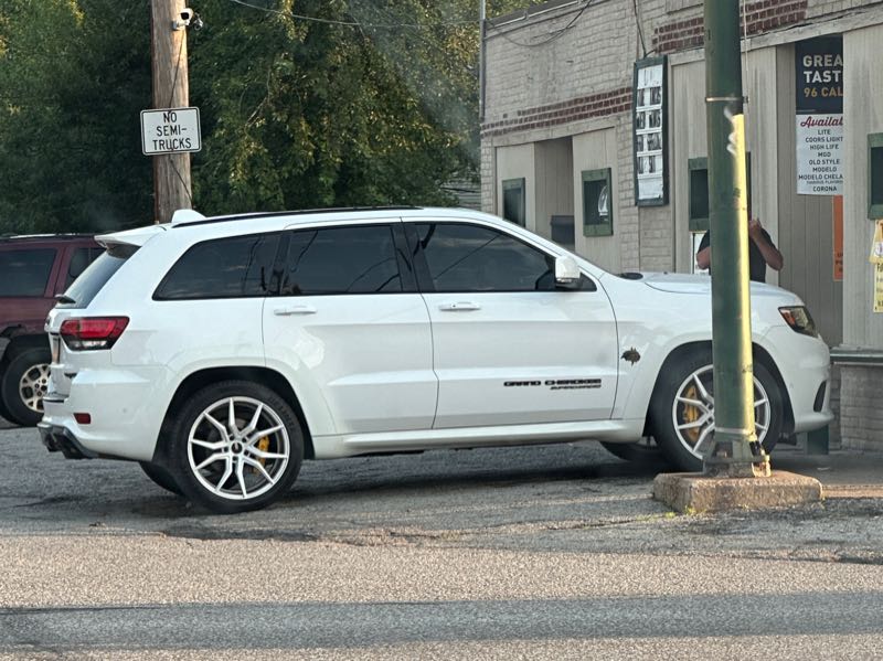 Jeep Grand Cherokee SRT spotted in Gary