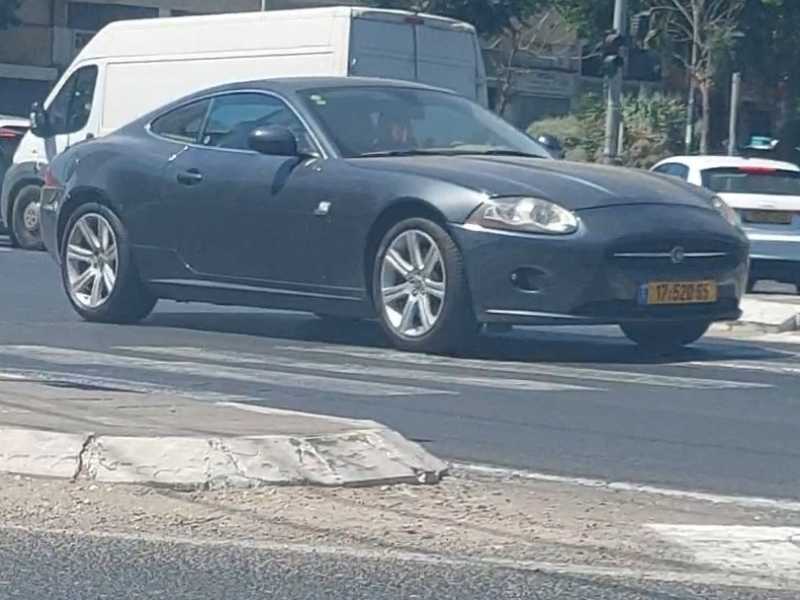 Jaguar XK spotted in Tel Aviv