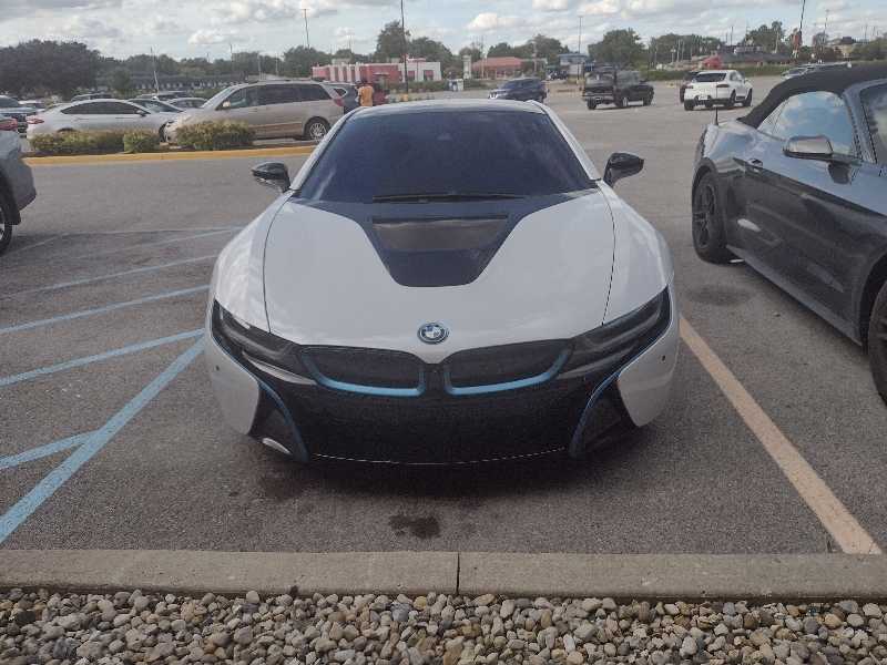 BMW i8 spotted in Kokomo