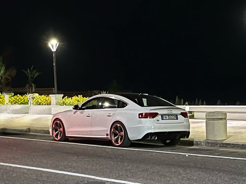 Audi A7 spotted in Locri