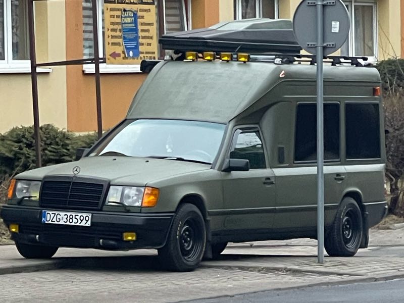 Mercedes-Benz W124 spotted in Namysłów