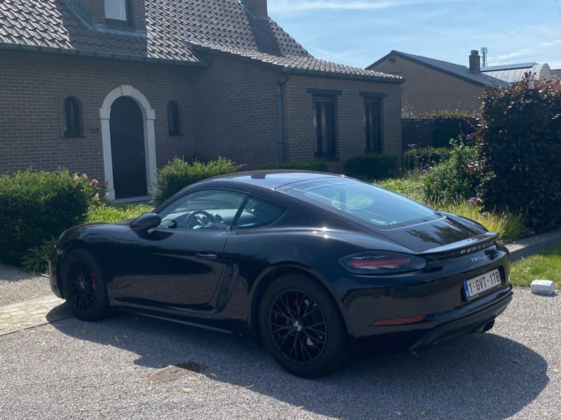 Porsche 718 Cayman (2020) spotted in Hasselt, Belgium