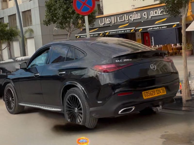 Mercedes-Benz GLC 300 spotted in Bab Ezzouar